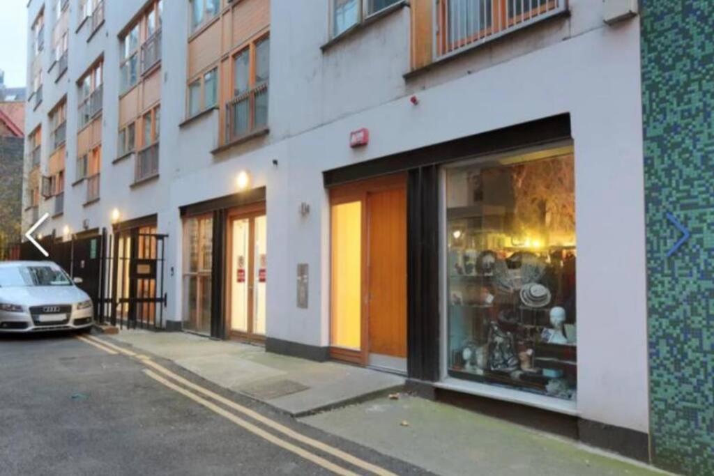 In Dublin'S Best Tourist Spot Temple Bar Fully Renovated Exterior photo